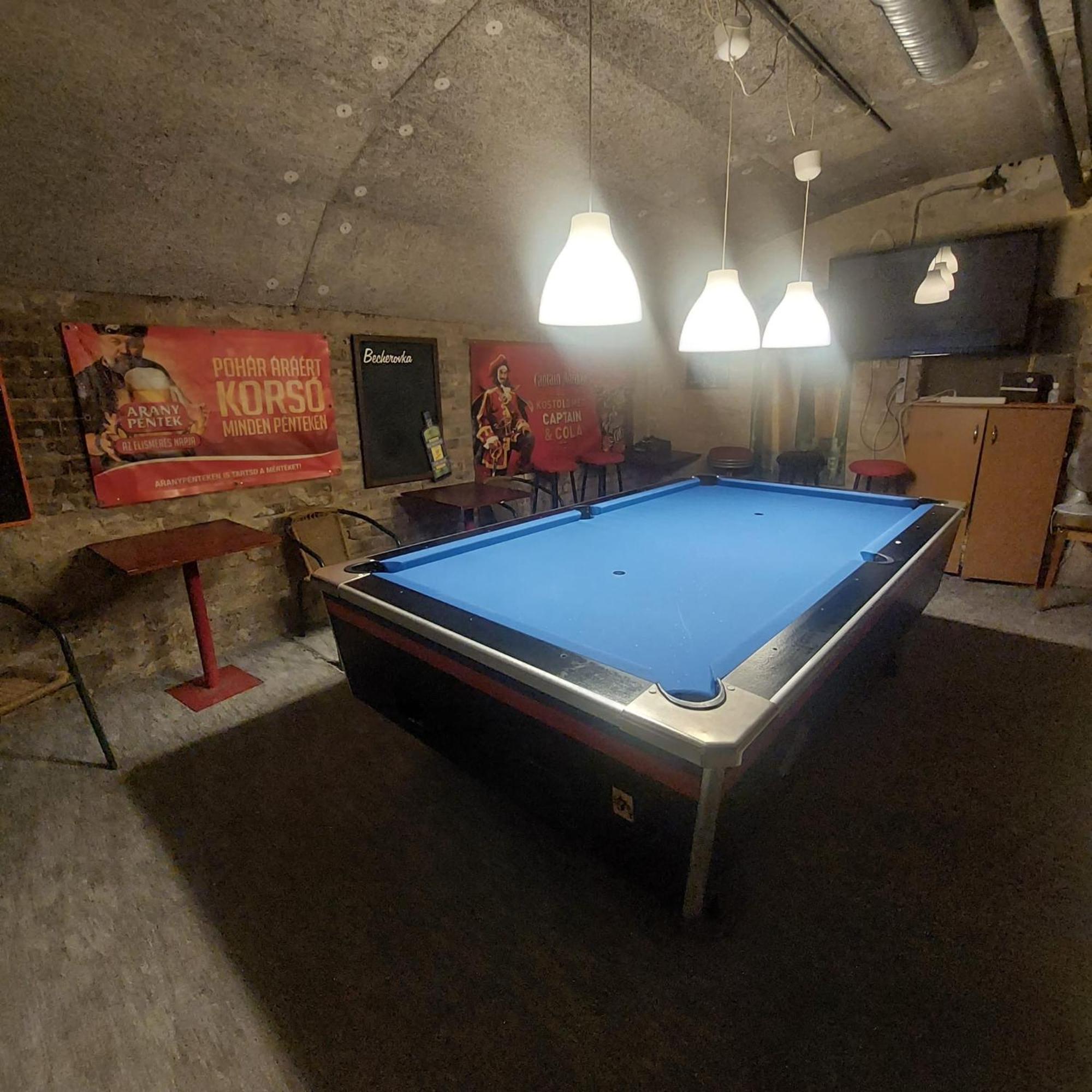 Whole Basement Former Pub2 For Stag Do, Men'S Cave Budapešť Exteriér fotografie